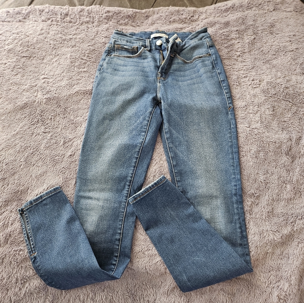 Good American Blue Ankle & Cropped Jeans